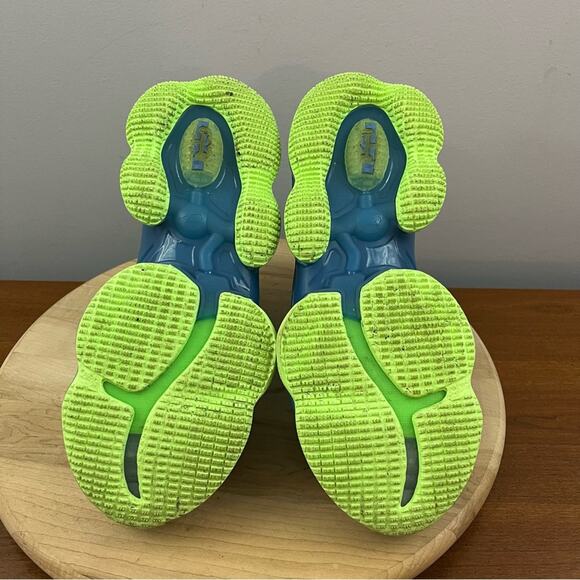 LeBron 19 GS Tropical DD0418-400 Blue Green Basketball Shoes Men’s Sz 7 Athletic - Picture 6 of 7